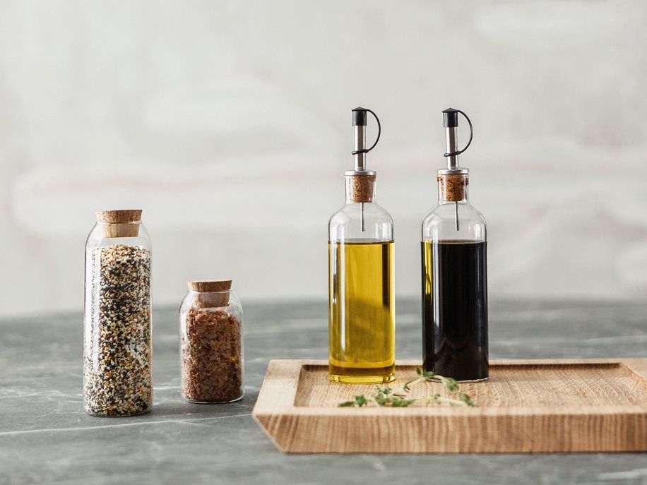 2025-08/ekta-living-spice-jar-oil-vinegar-bottle-cutting-board-13866-916x687px.jpg